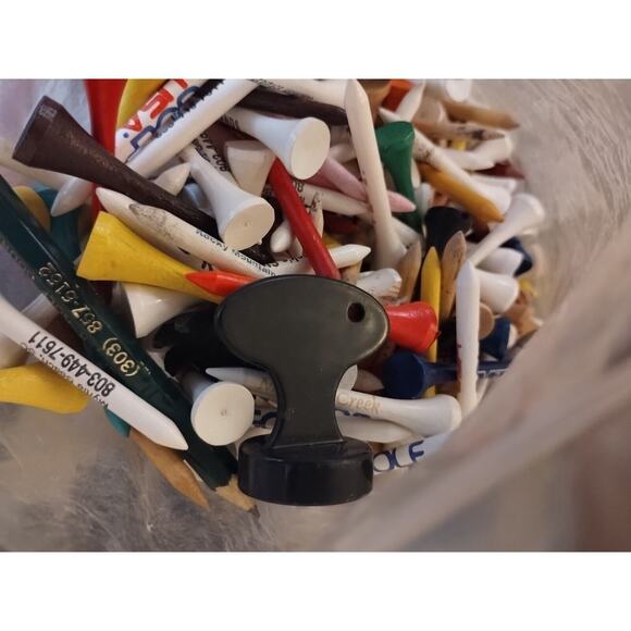 Vintage Golf Accessories Lot T's Spikes Divot Pencils Advertising Collectables - Picture 11 of 13